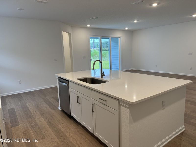 Furnished interior view inside a new home in Hyland Trail, Green Cove Springs (Image 7).