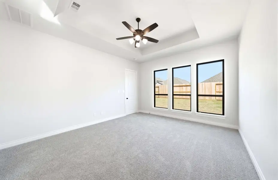 Spacious, unfurnished interior of a new home in The Highlands 55′, Porter (Image 36).