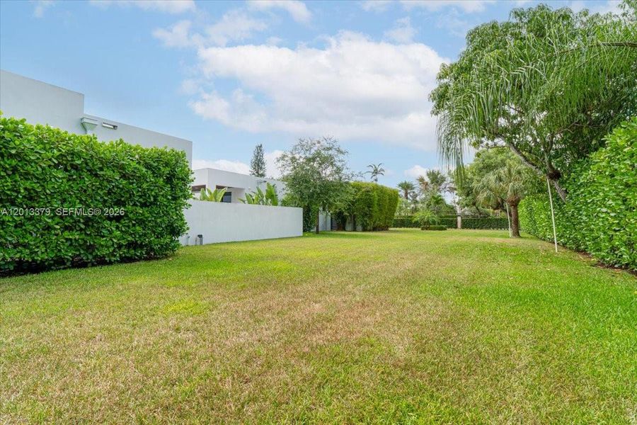 Natural landscape and outdoor views near  in Pinecrest (Image 54).