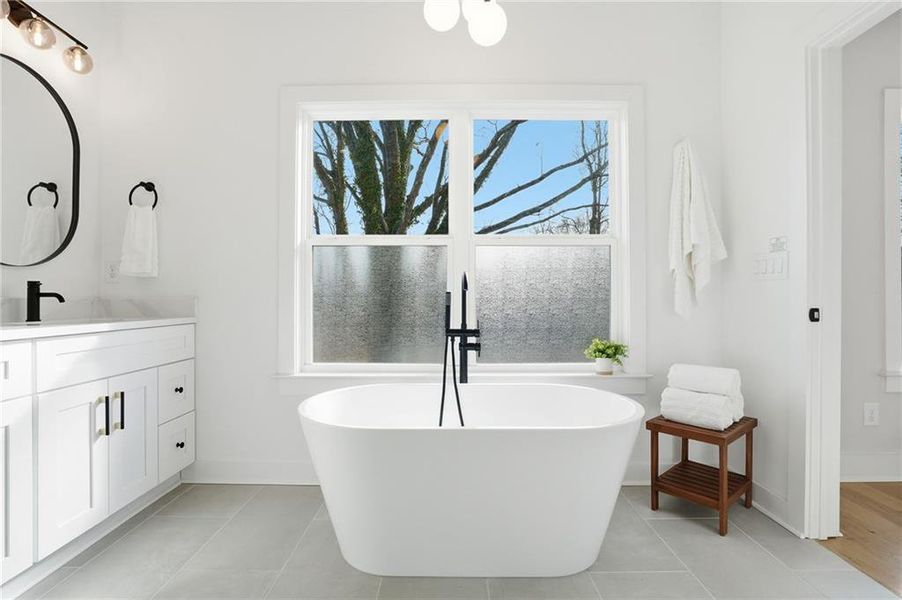 Furnished interior view inside a new home in , Atlanta (Image 39).