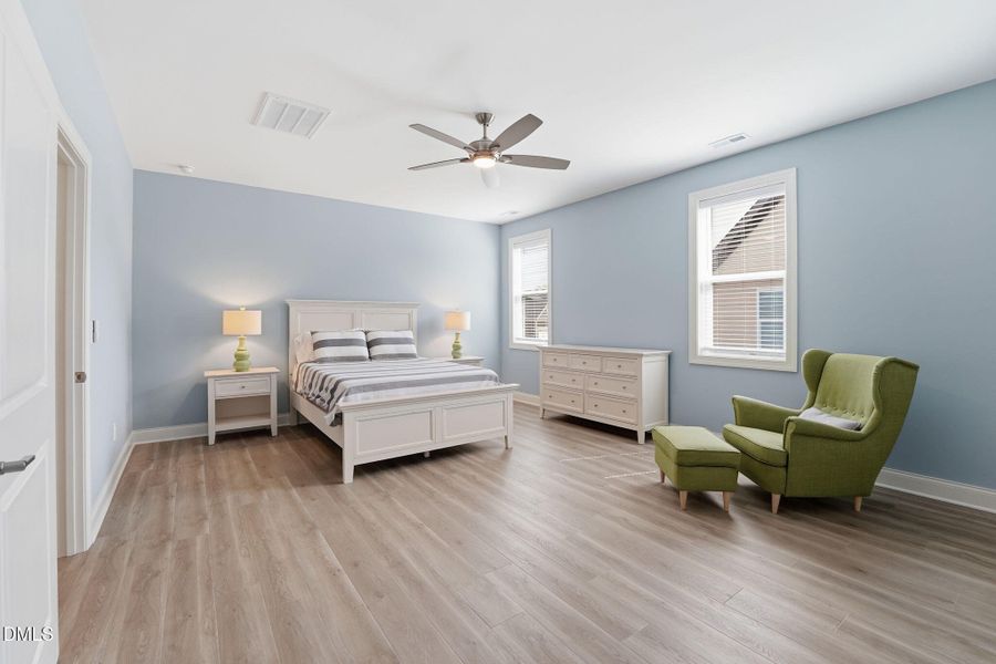 18 Bedroom 3 3500 Amelia Grace Foresbluf