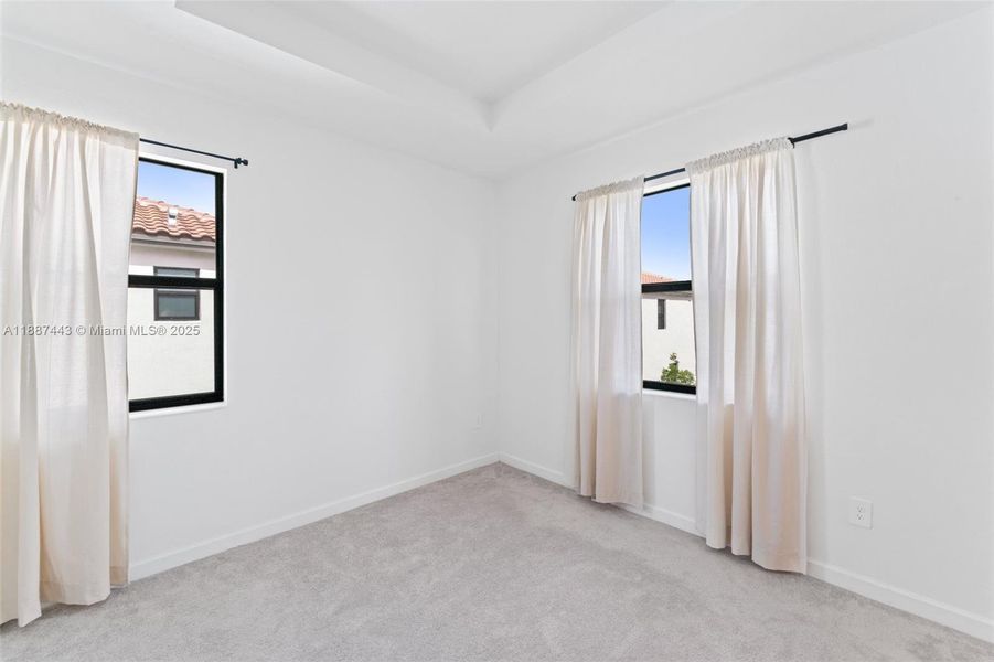 Spacious, unfurnished interior of a new home in , Homestead (Image 17).