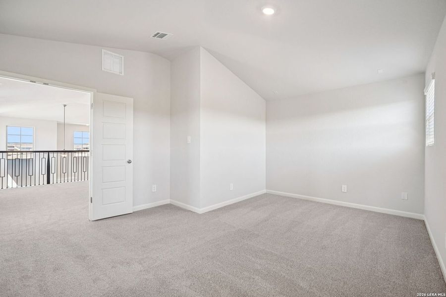 Spacious, unfurnished interior of a new home in Remington Ranch, San Antonio (Image 30). Spacious, unfurnished interior of a new home in Remington Ranch, San Antonio (Image 30).
