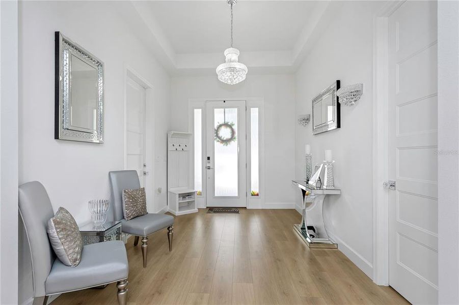 Furnished interior view inside a new home in , Tarpon Springs (Image 44).