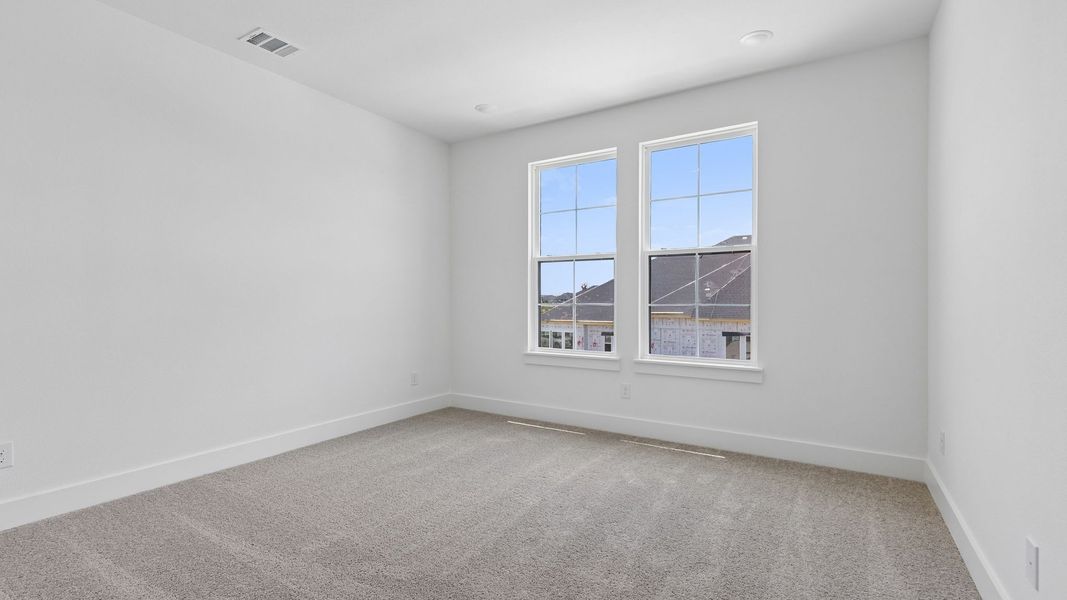 Representative unfurnished interior of a home built from the Custom II by Southgate Homes in Prosper Ridge, Prosper (Image 23).