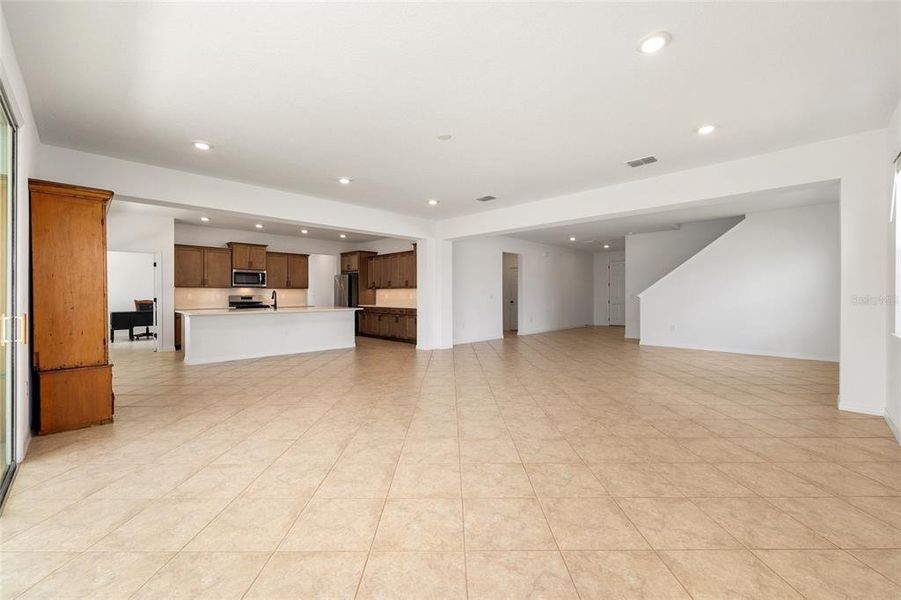 Spacious, unfurnished interior of a new home in Calesa Township, Ocala (Image 48). Spacious, unfurnished interior of a new home in Calesa Township, Ocala (Image 48).