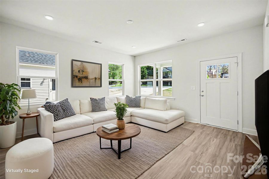 Furnished interior view inside a new home in , Gastonia (Image 14).
