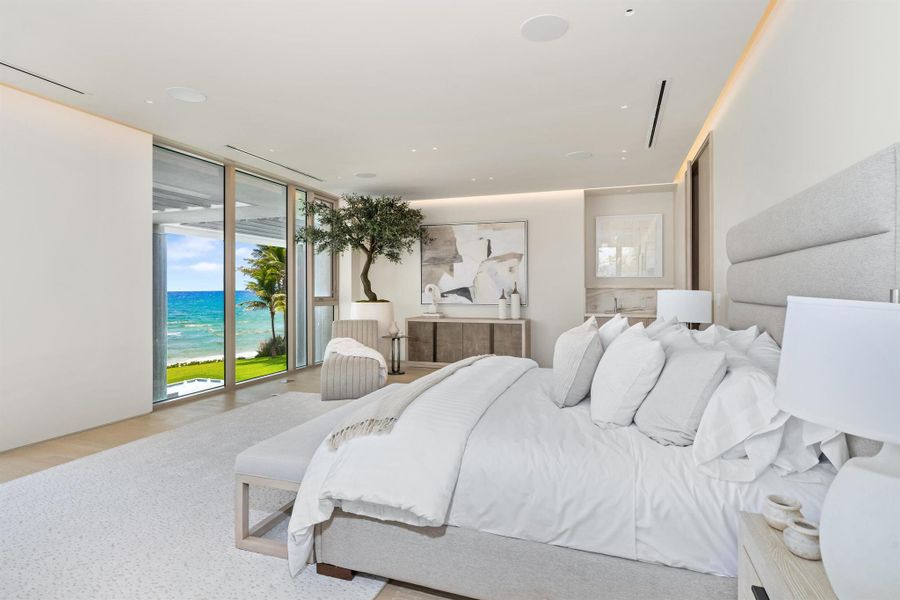 Furnished interior view inside a new home in , Manalapan (Image 18).