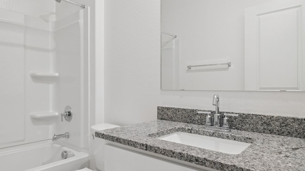 Representative interior finishes for a home built from the Lakeway by D.R. Horton in Heartland Ranch, Coolidge (Image 10).