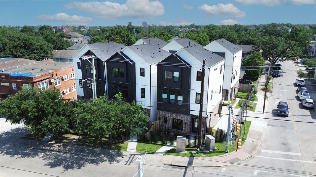 Image 16 of a home in Eastwood Estates.