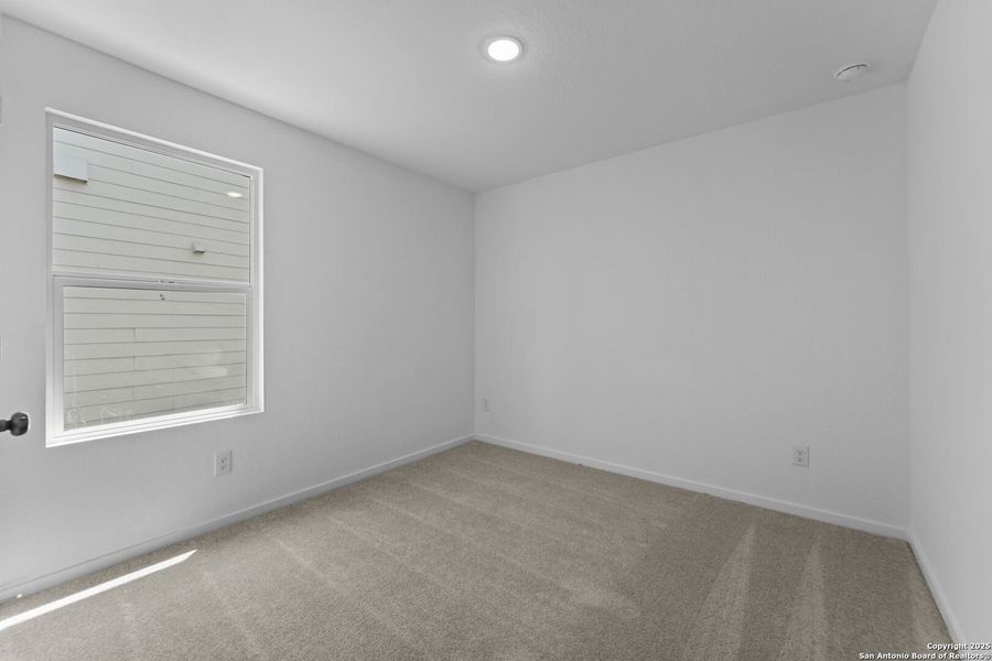 Spacious, unfurnished interior of a new home in Lodi Grove, Floresville (Image 19). Spacious, unfurnished interior of a new home in Lodi Grove, Floresville (Image 19).