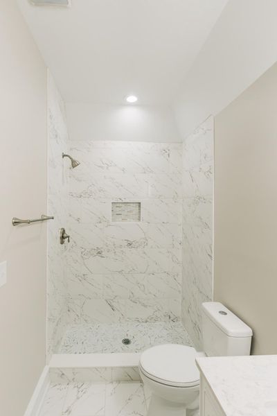 Image 36 of a home in .