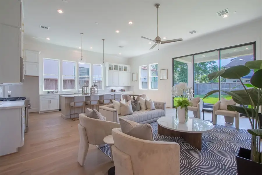 Furnished interior view inside a new home in Monarch Oaks, Houston (Image 10). Furnished interior view inside a new home in Monarch Oaks, Houston (Image 10).