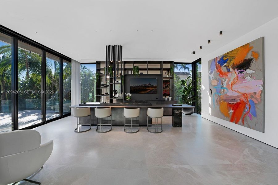 Community amenities in , Miami Beach (Image 55).