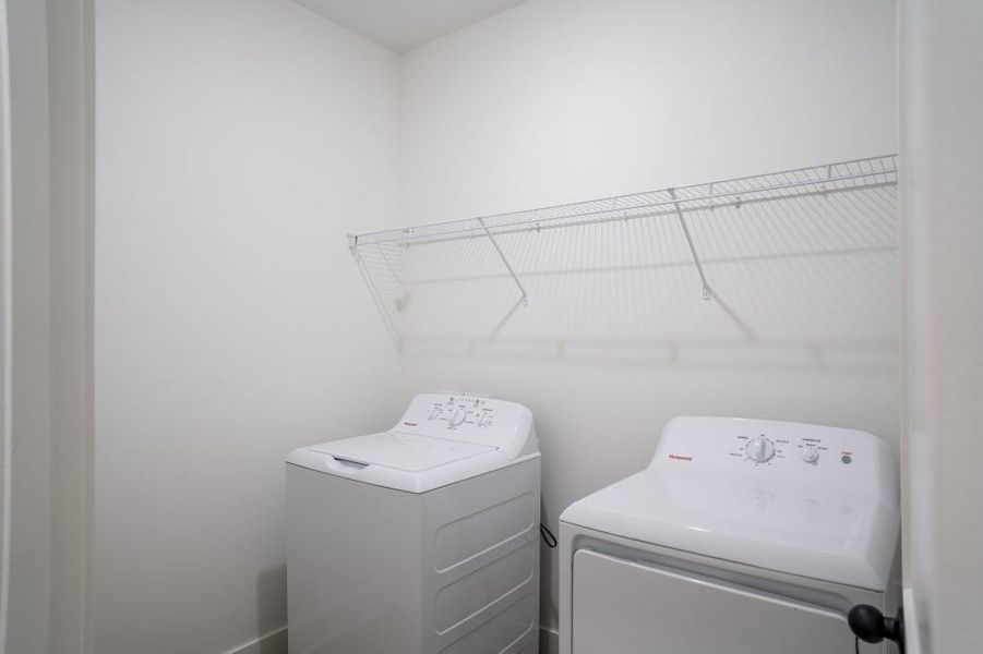 Close-up of interior finishes inside a home in Magnolia Ridge, Monroe (Image 13).