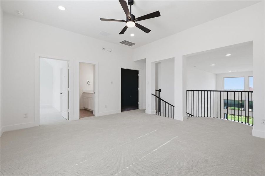 Spacious, unfurnished interior of a new home in Cambridge Estates - Harwood, Prosper (Image 24). Spacious, unfurnished interior of a new home in Cambridge Estates - Harwood, Prosper (Image 24).