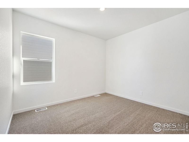 Spacious, unfurnished interior of a new home in Hudson Hills, Hudson (Image 8).