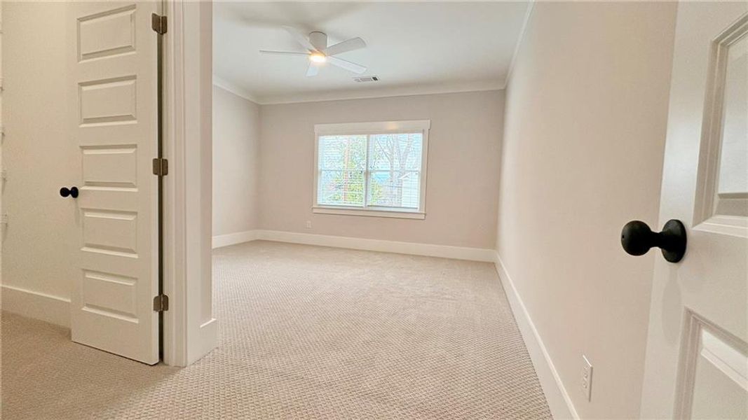 Spacious, unfurnished interior of a new home in , Atlanta (Image 43).