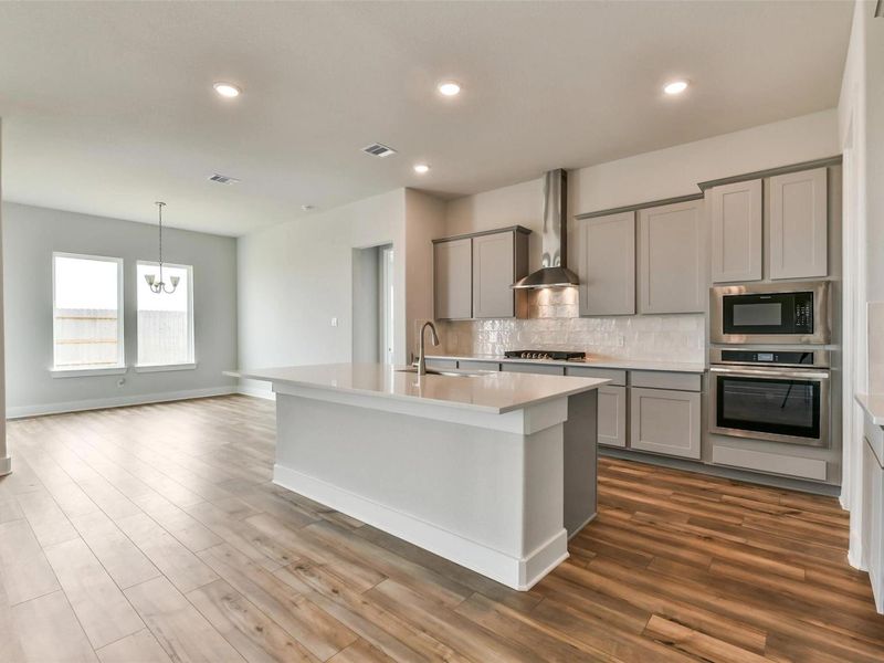 Furnished interior view inside a new home in Lago Mar, Texas City (Image 7).