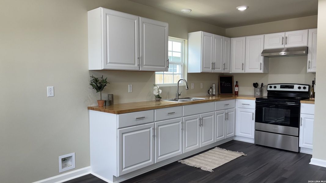 Furnished interior view inside a new home in , Nixon (Image 6).