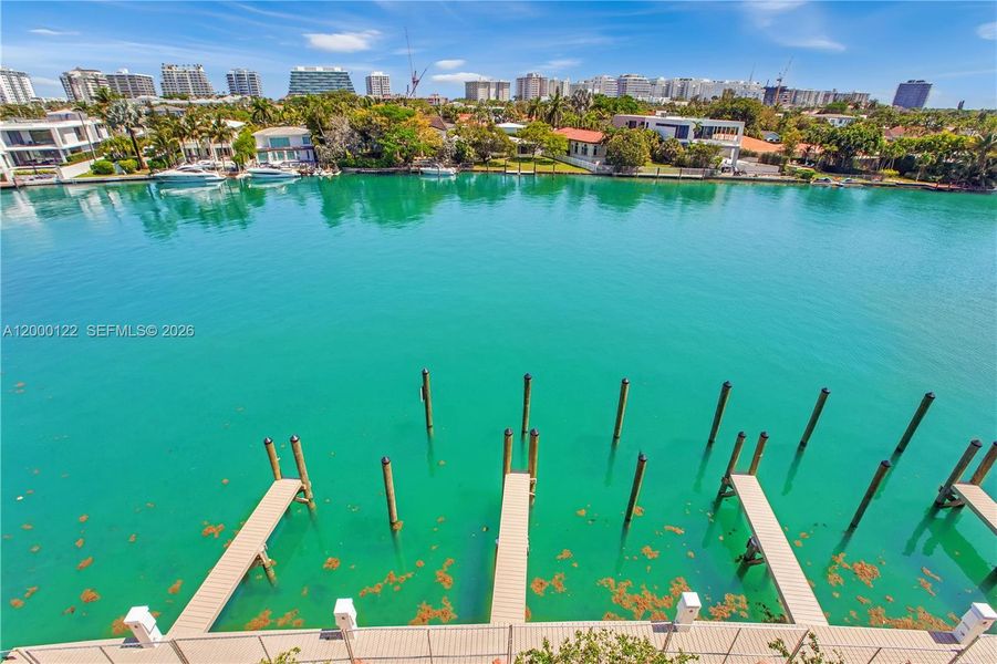 Image 88 of a home in .