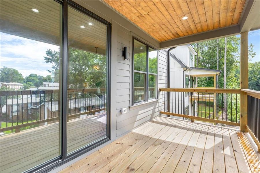 Image 47 of a home in .