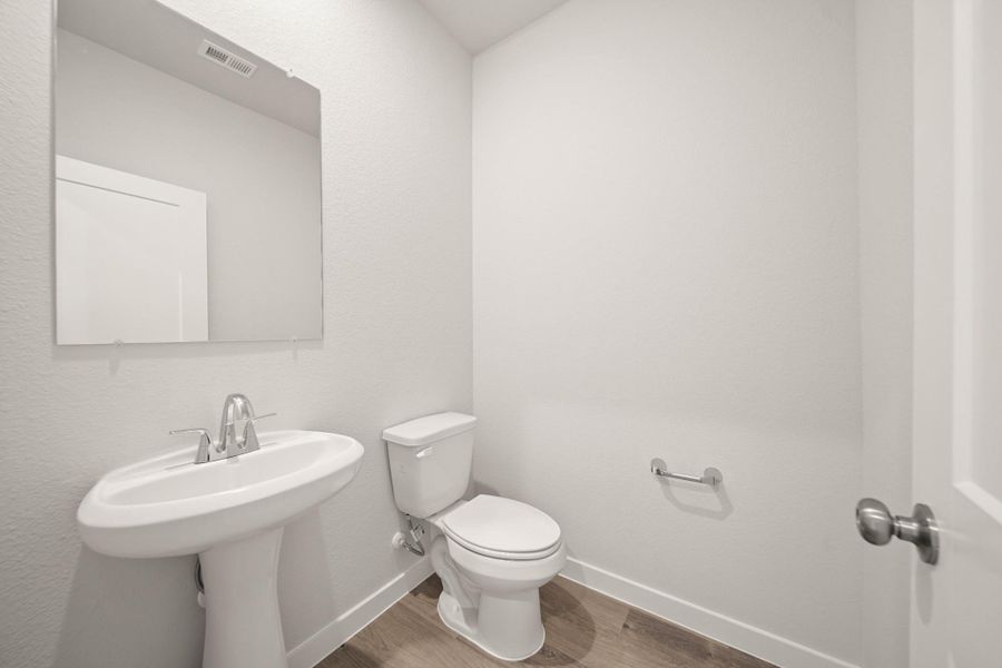 Furnished interior view inside a new home in Pearlbrook, Texas City (Image 7).