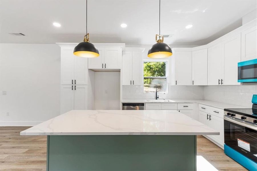 Furnished interior view inside a new home in , Fairburn (Image 8).