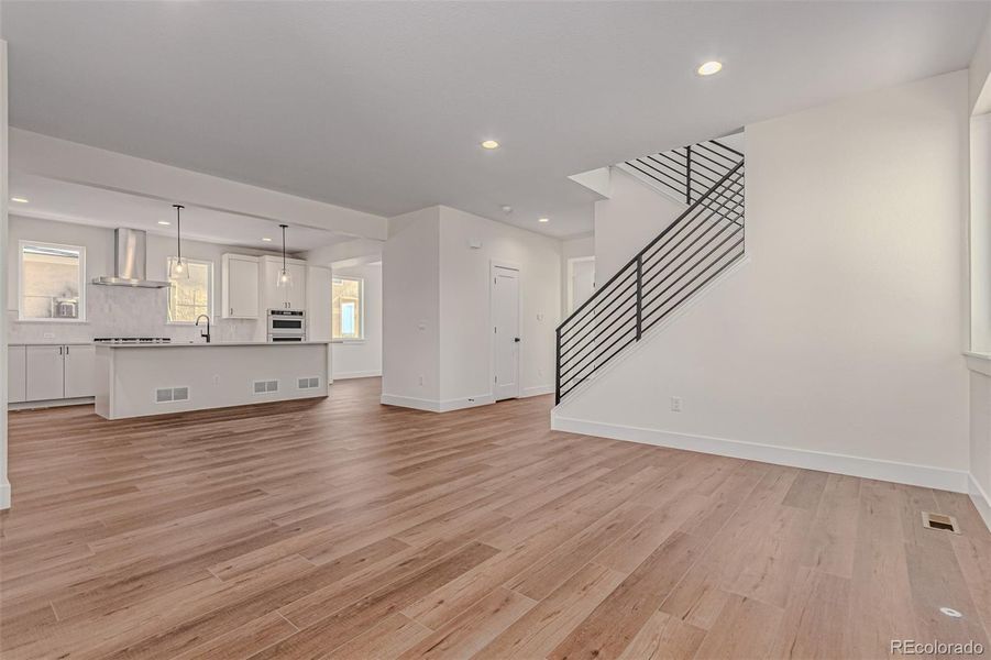 Spacious, unfurnished interior of a new home in West Grange, Longmont (Image 19).