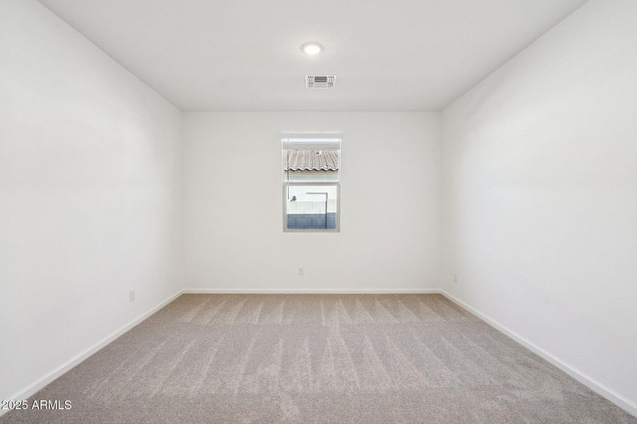 27-web-or-mls-W Mellen Ln-S0512-023