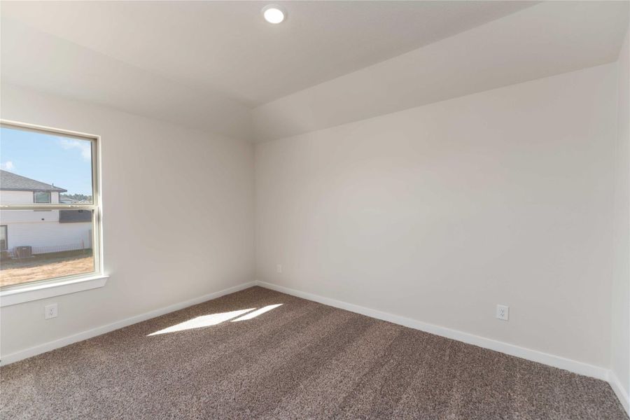 Spacious, unfurnished interior of a new home in Magnolia Springs, Montgomery (Image 23).
