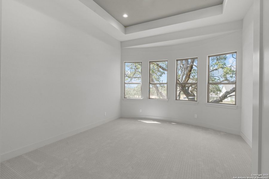 Spacious, unfurnished interior of a new home in Esperanza - 70', Boerne (Image 24). Spacious, unfurnished interior of a new home in Esperanza - 70', Boerne (Image 24).