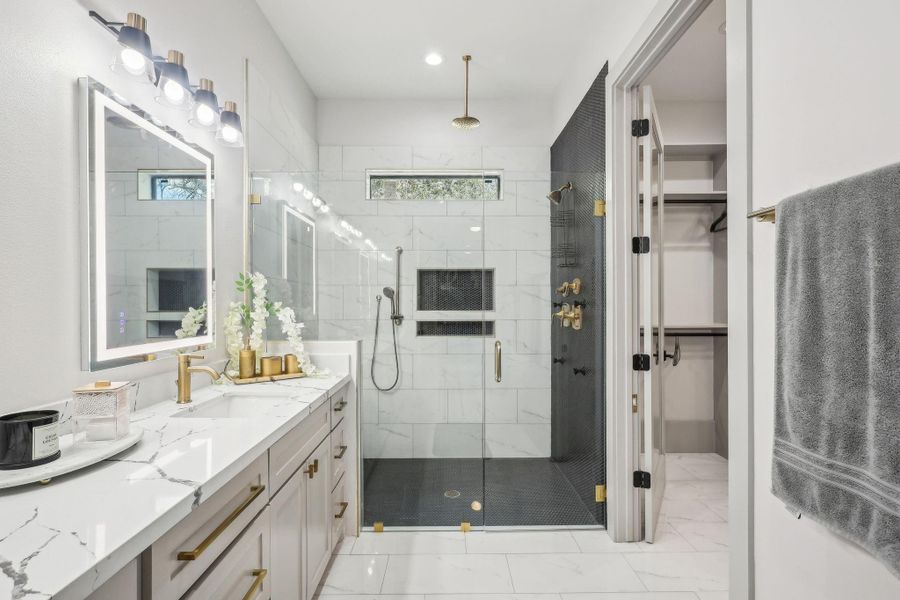 Furnished interior view inside a new home in , Houston (Image 9).