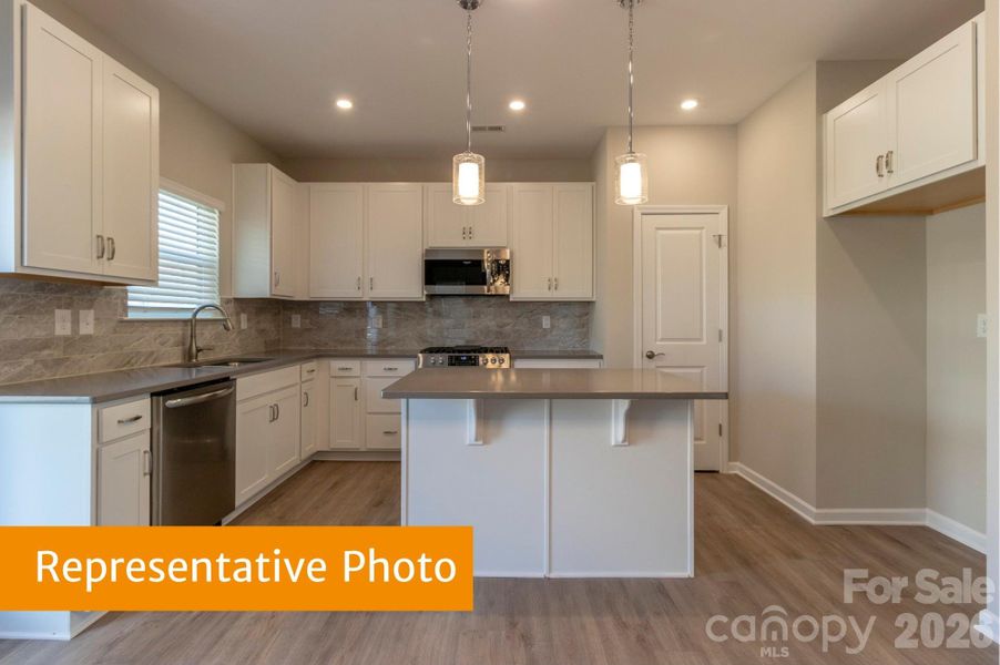 Image 13 of a home in Cedar Meadows.