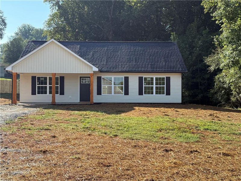 Exterior details and patio area of a home in , Dahlonega (Image 12).