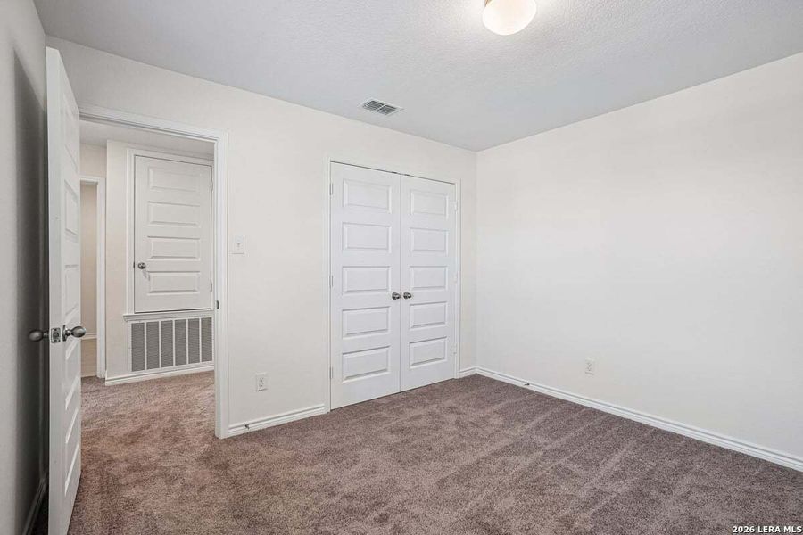Spacious, unfurnished interior of a new home in Medina Crossing, Von Ormy (Image 26).