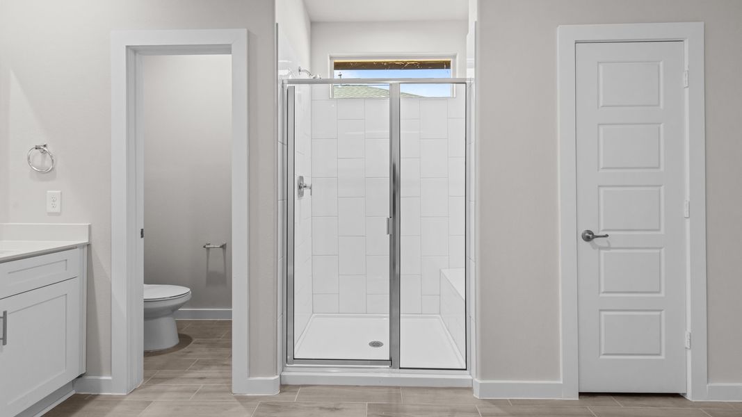 Image 23 representing the LAKEMONT by D.R. Horton in Northwest Passage, Midland, TX. Image 23 representing the LAKEMONT by D.R. Horton in Northwest Passage, Midland, TX.