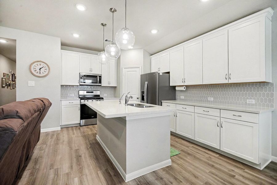 Furnished interior view inside a new home in Southwinds, Baytown (Image 19). Furnished interior view inside a new home in Southwinds, Baytown (Image 19).