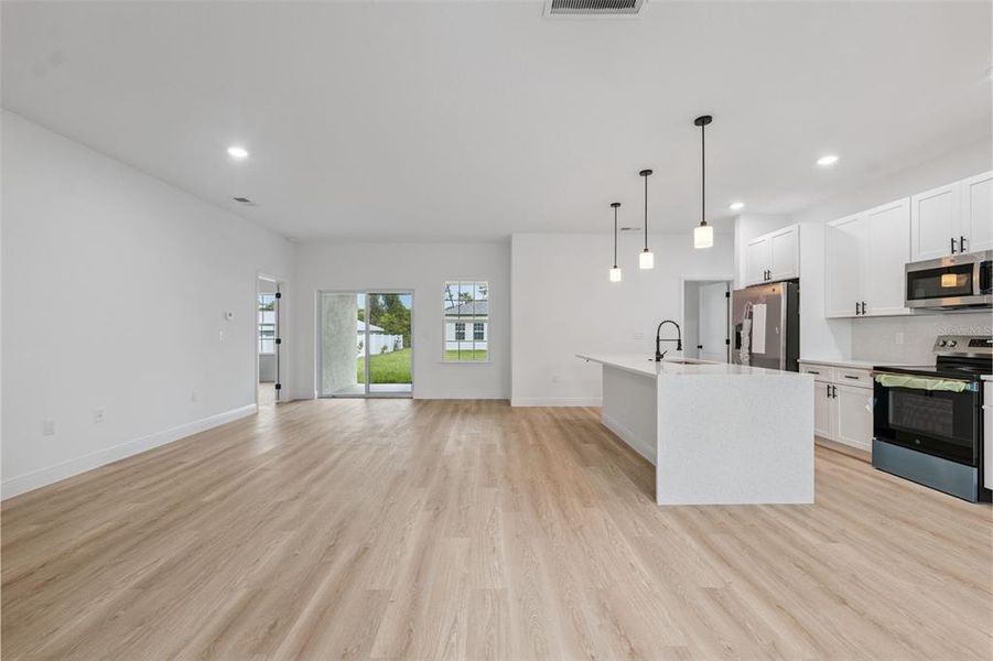 Furnished interior view inside a new home in , Ocala (Image 11).