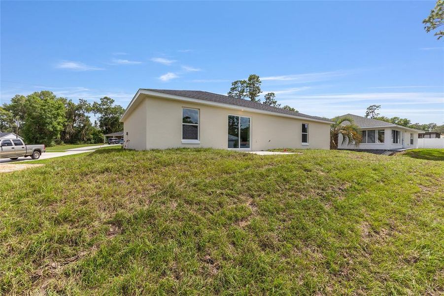 Exterior details and patio area of a home in , Silver Springs (Image 15).