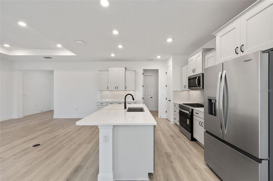 Furnished interior view inside a new home in , Ocala (Image 8).