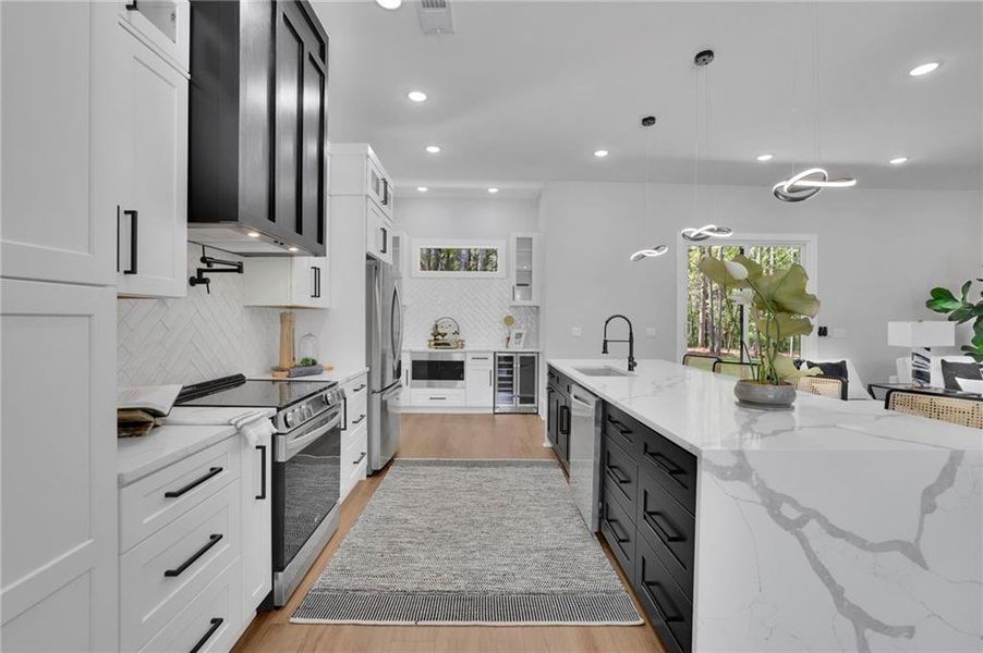 Furnished interior view inside a new home in , Kennesaw (Image 13).