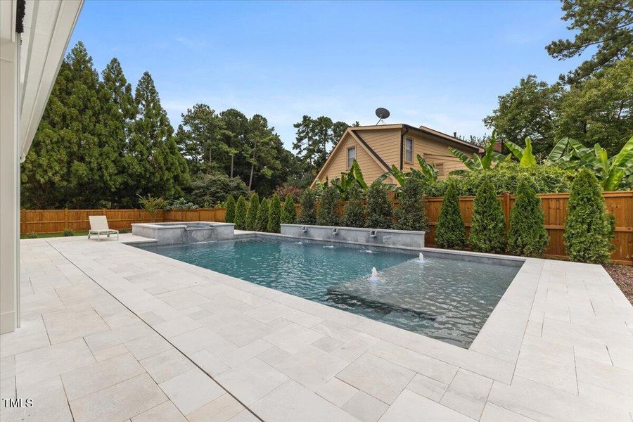 094-6844 Greystone Dr