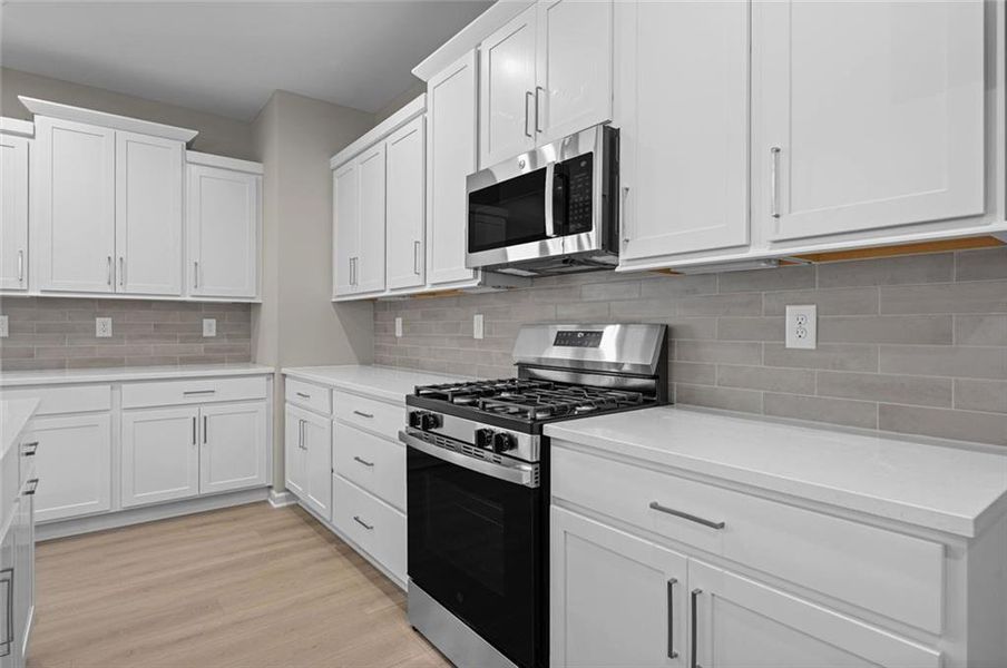 Furnished interior view inside a new home in Easton Park, Dallas (Image 7).