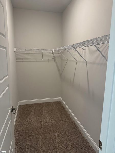 Spacious, unfurnished interior of a new home in Bracken Woods, Piedmont (Image 16). Spacious, unfurnished interior of a new home in Bracken Woods, Piedmont (Image 16).