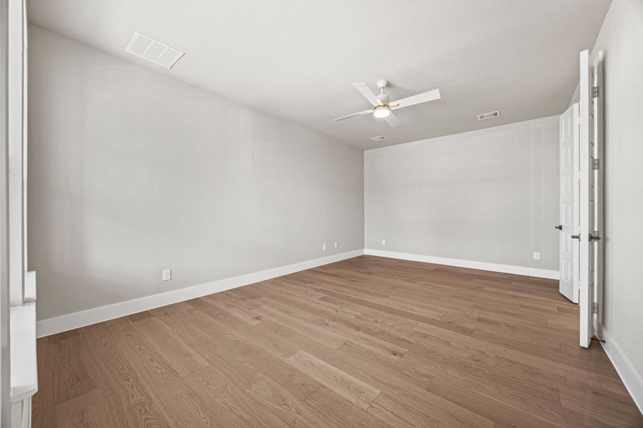 Spacious, unfurnished interior of a new home in Fields, Frisco (Image 25). Spacious, unfurnished interior of a new home in Fields, Frisco (Image 25).