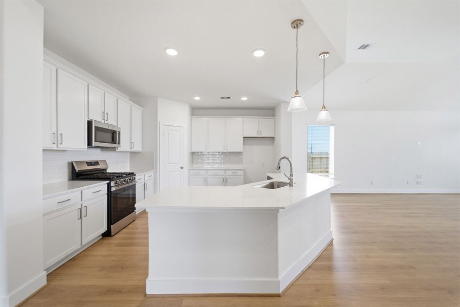 Furnished interior view inside a new home in River Ranch Meadows, Dayton (Image 6).