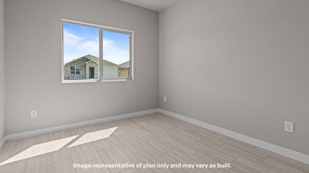 Spacious, unfurnished interior of a new home in Homestead at Parks Bell Ranch, Odessa (Image 18).