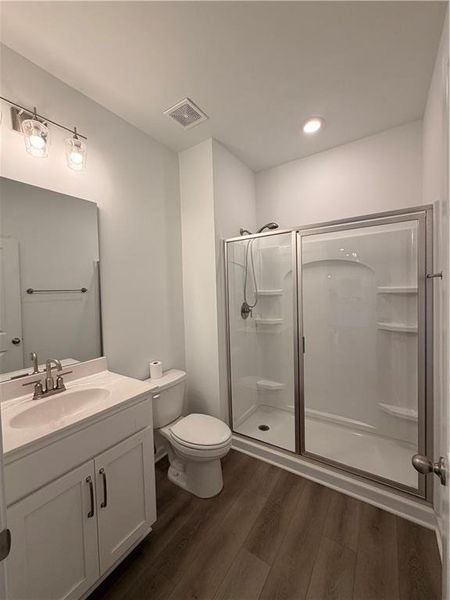 Furnished interior view inside a new home in Creekside, Dawsonville (Image 16).