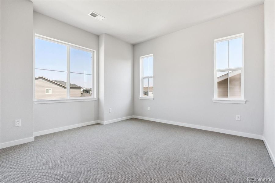 Spacious, unfurnished interior of a new home in Prestige Collection at Parkdale Commons, Lafayette (Image 22). Spacious, unfurnished interior of a new home in Prestige Collection at Parkdale Commons, Lafayette (Image 22).